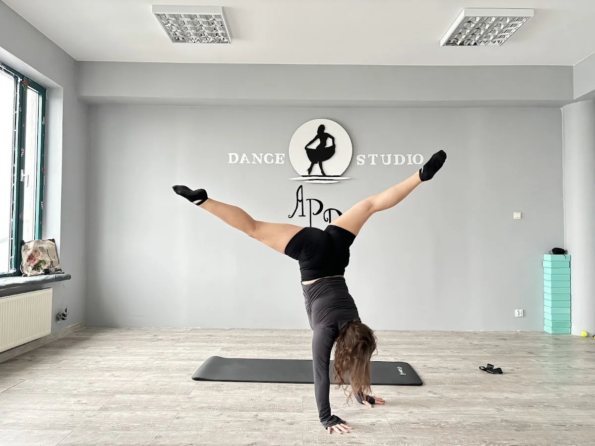 Anastazja.Paliga.Dancer(DANCE STUDIO APD)