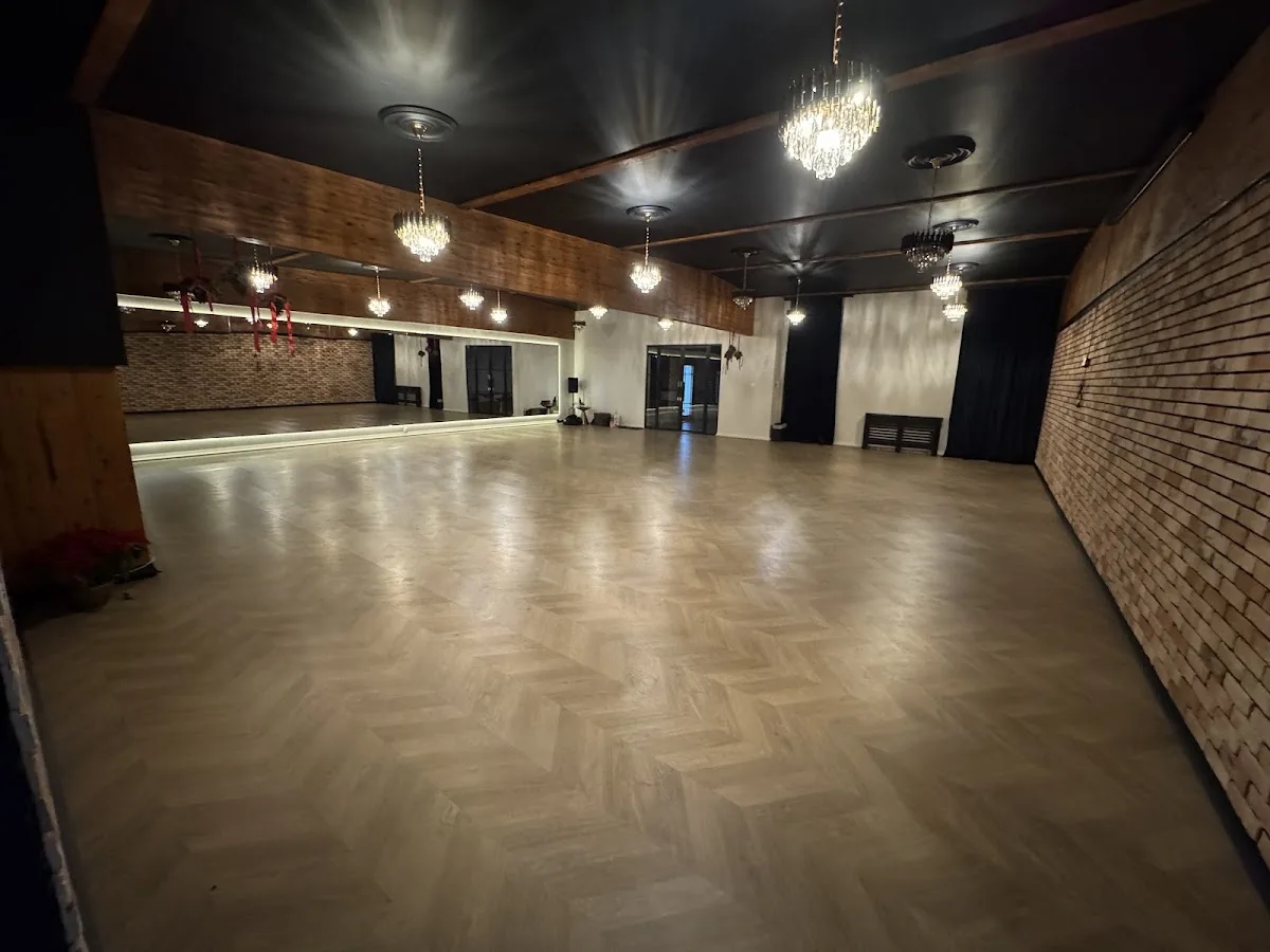 Milhausen Dance Center