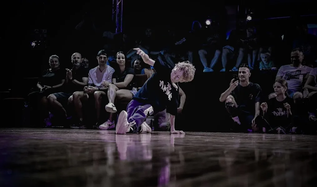 Movin'Mumin Break Dance szkoła tańca Breaking Kielce
