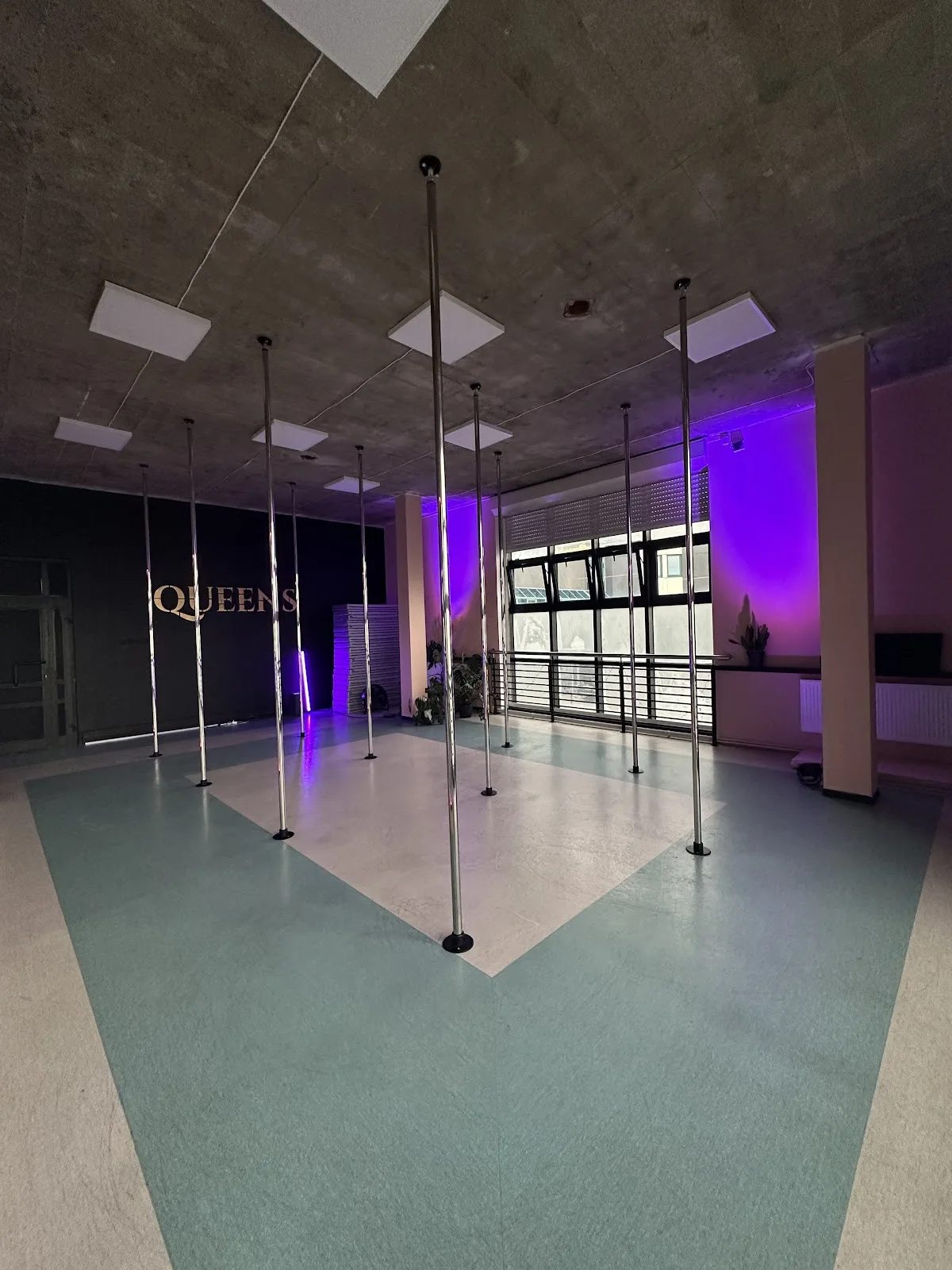 Queens Pole Dance Studio