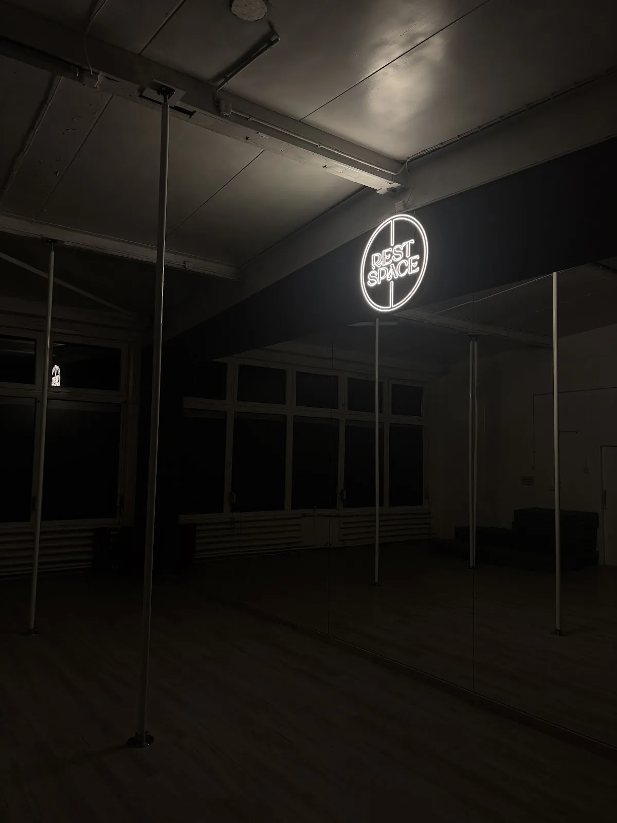 Rest Space Studio Pole Dance, Aerial Hoop i Tańca Konin